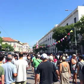 Praça 31 de Julho: eventos e manifestações culturais