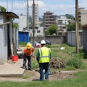 Prefeitura leva serviços de manutenção urbana a diferentes regiões de Anápolis nesta segunda (13)